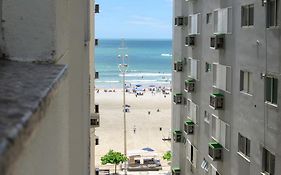 Apto na Av. Atlântica em BC XX7302